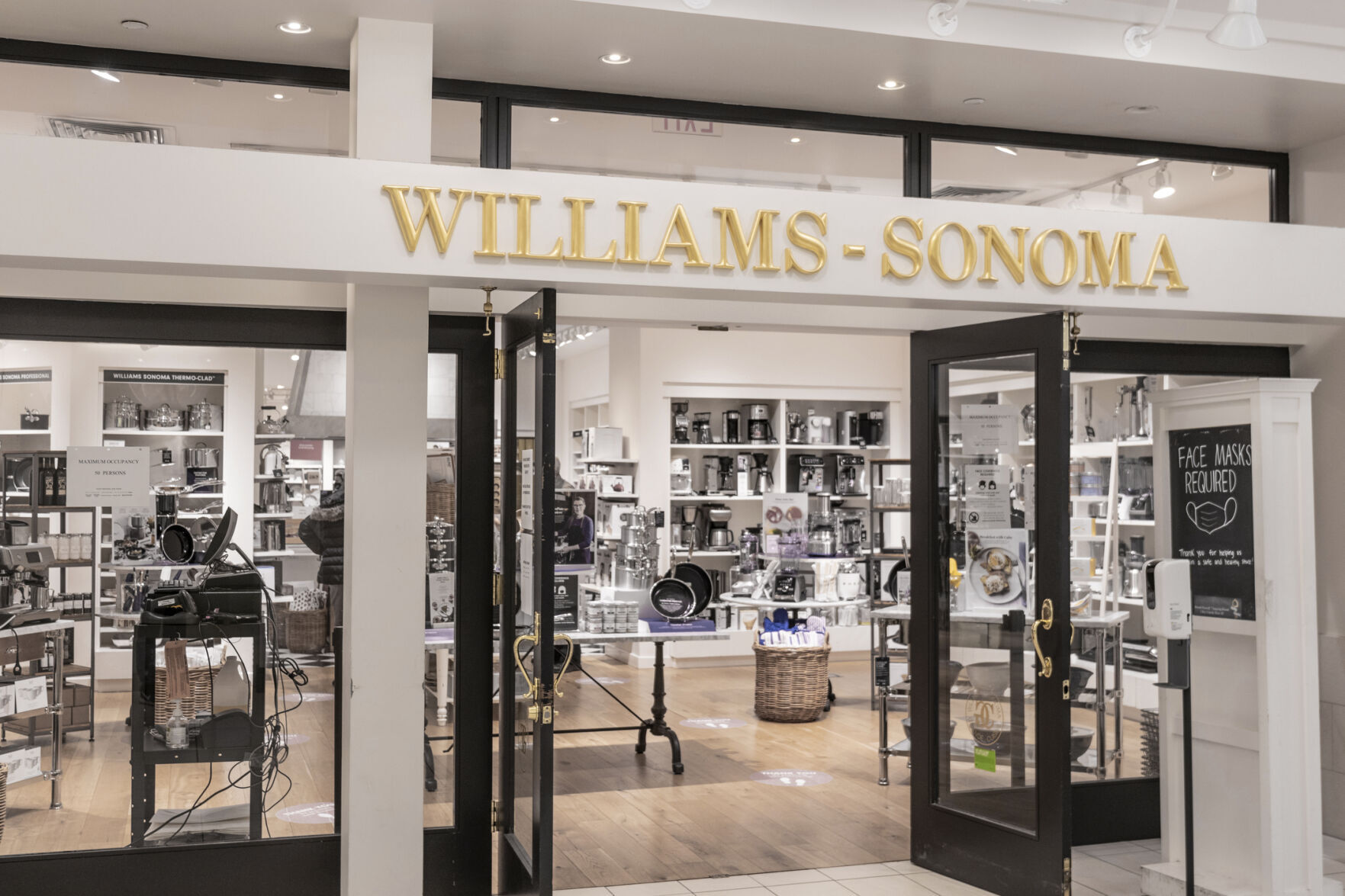 1956: Williams Sonoma